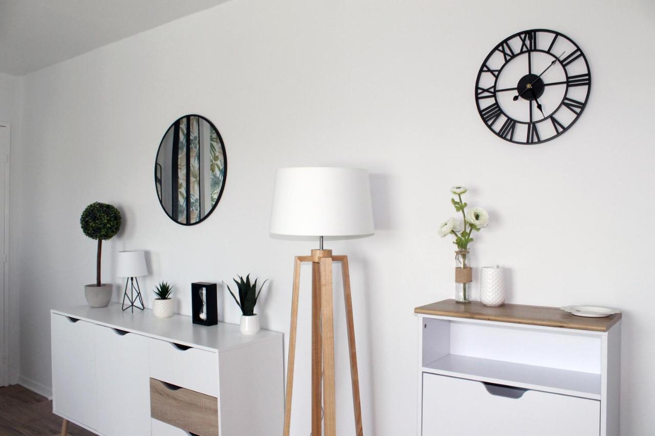 - Cosy A 1 Min De La